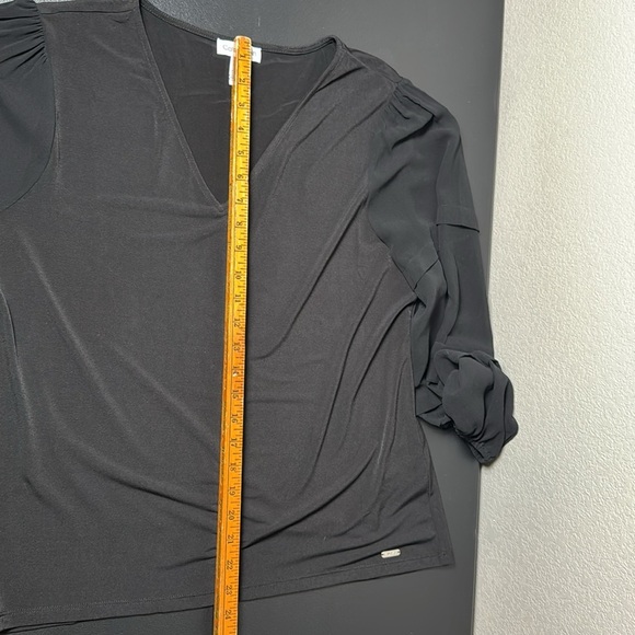 Calvin Klein top with‎ sheer long sleeves - Picture 8 of 8